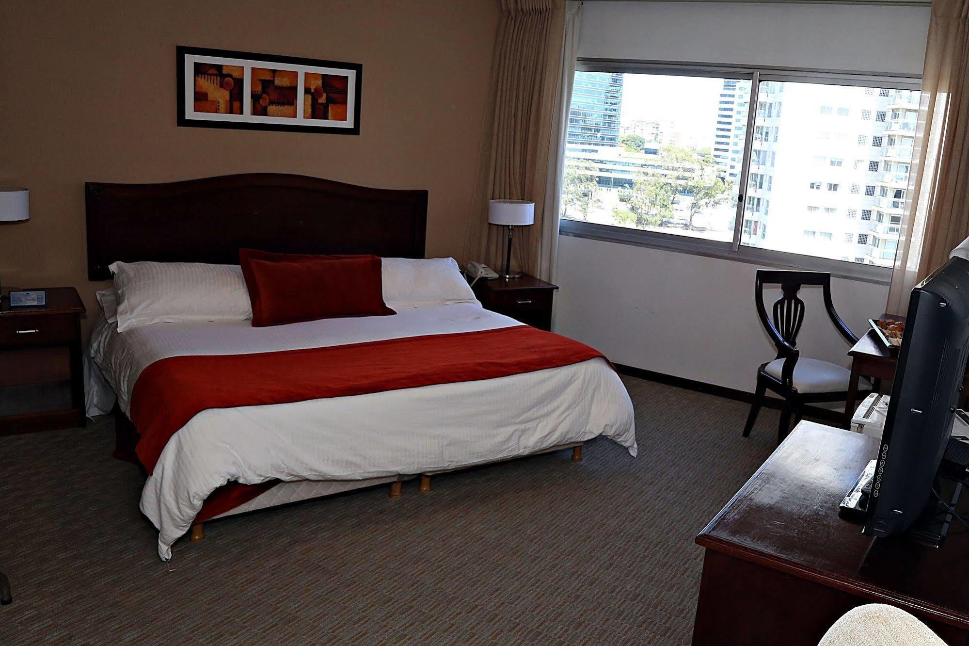 Palladium Business Hotel Montevideo Buitenkant foto