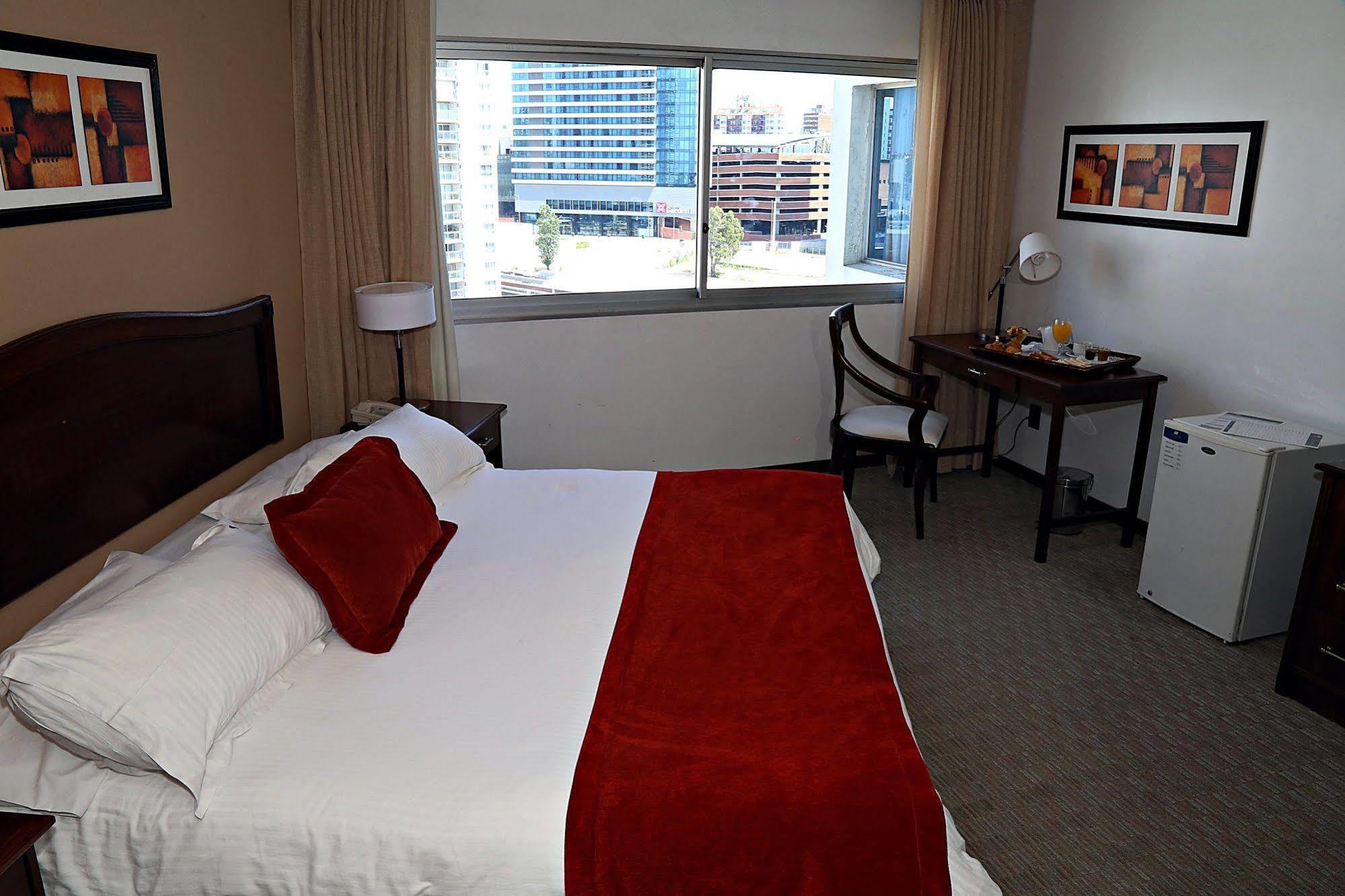 Palladium Business Hotel Montevideo Buitenkant foto