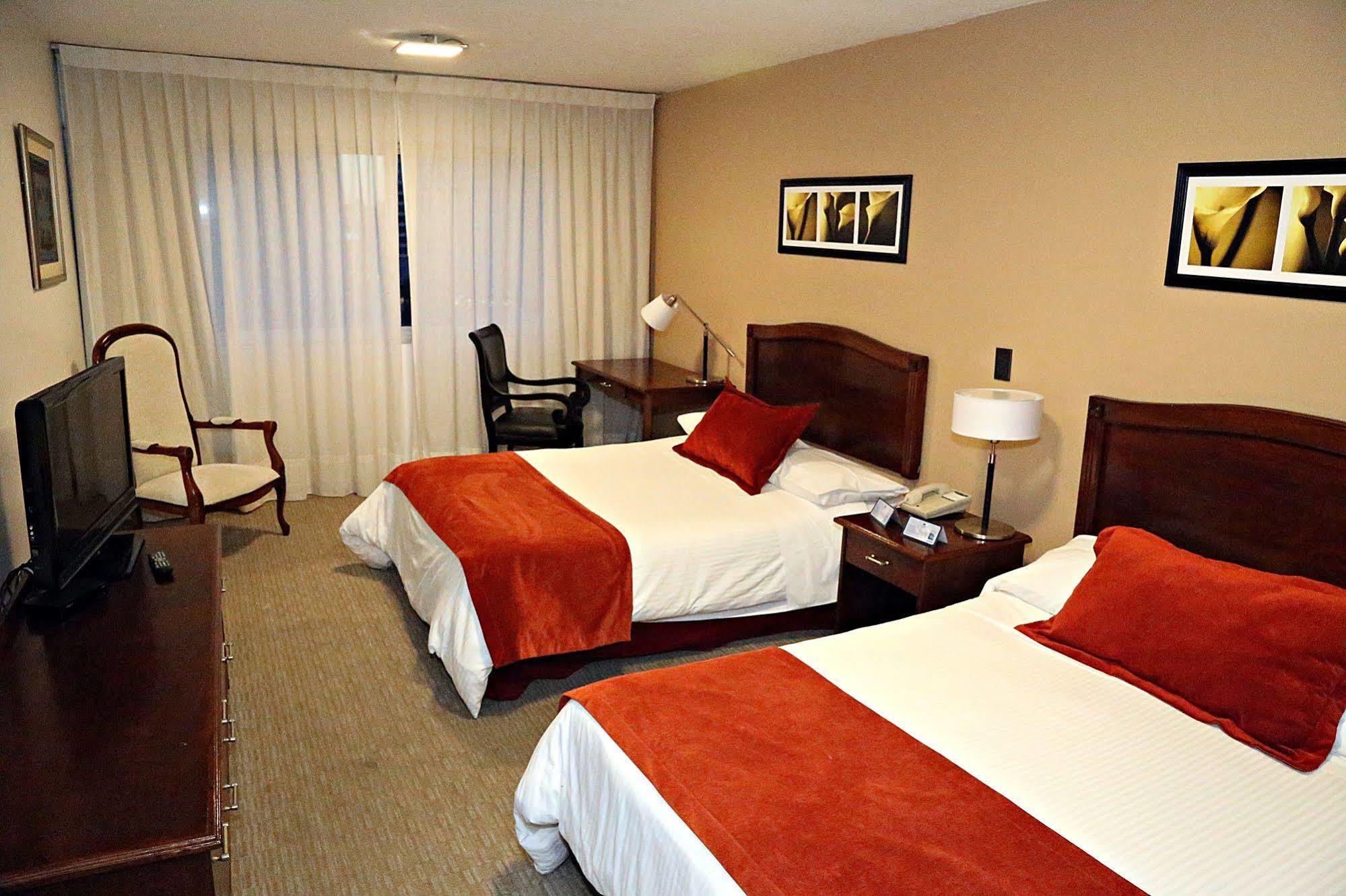 Palladium Business Hotel Montevideo Buitenkant foto